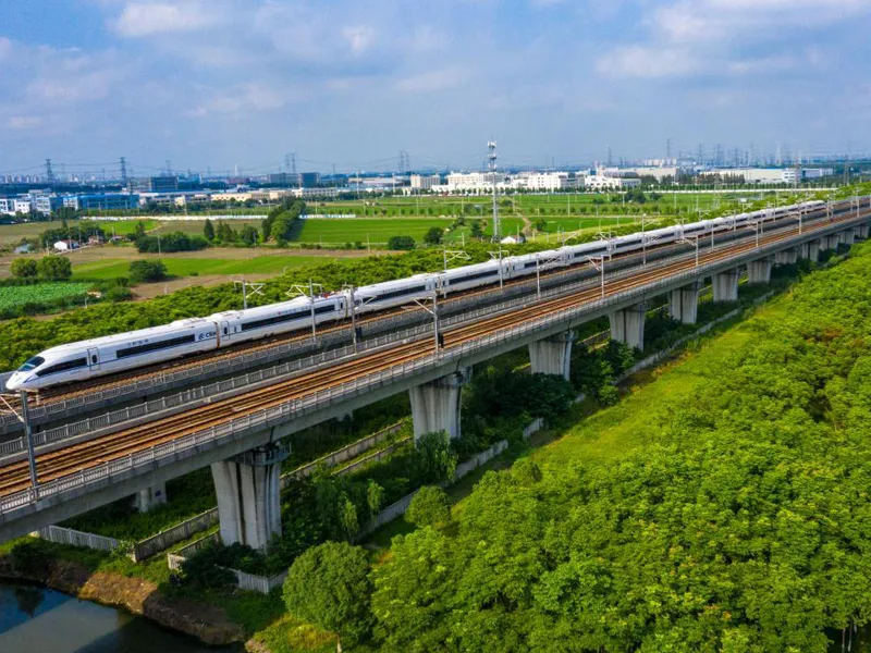 รถไฟความเร็วสูงปักกิ่ง-เซี่ยงไฮ้